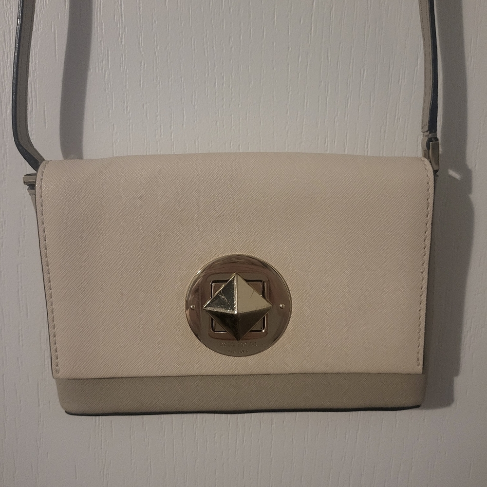 KATE SPADE New York Newbury Lane "Sally" Small Turnlock Crossbody, Tan&cream